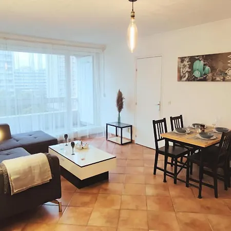 Apartment Grand T2 Central, Balcons Sur Parc *